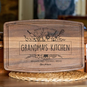 Christmas Gift, Personalized Cutting Board, Custom Cutting Board, Charcuterie Board, Grandma Gift, Nana Gift, Personalized Cheese Board