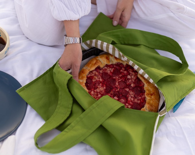 Baking carrier bag, Сake carrier bag, Perfect hostess gift, Casserole tote bag, plate carrier, green carrier bag