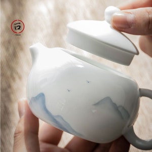Théière Gongfu en porcelaine blanche peinte à la main avec motif de paysage image 5