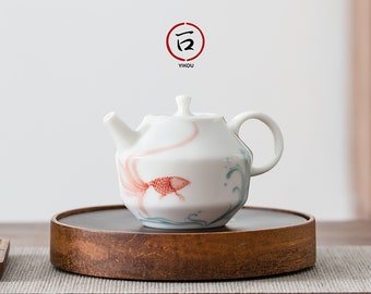 Théière GongFu 150ml en porcelaine blanche et fait main artisanal avec design style minimaliste