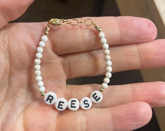 Personalized Letter Bead Bracelets with White Beads- Custom Name Bracelet- Custom Beaded Bracelet- Gifts for her- Unique Birthday Gifts