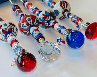 Patriotic garden stake, Memorial day, 4th of July decor, Labor Day plant decor, veterans grave marker, beaded fairy garden wand plant stick