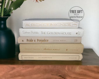 Livres beiges et livres blancs pour la décoration intérieure et décoration d'étagères, livres beiges et dorés, accessoires de maison, décoration neutre, cadeau pour la maison, cadeau pour amateur de lecture