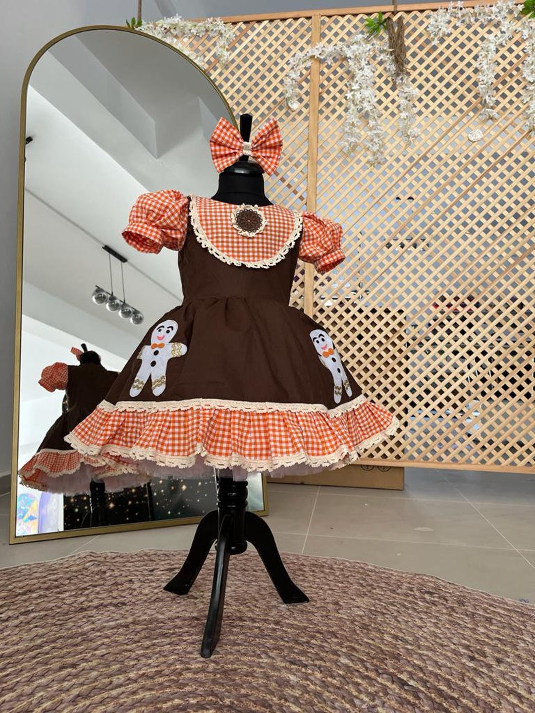 EUC Custom Handmade newest Gingerbread Girl Dress Sz 6