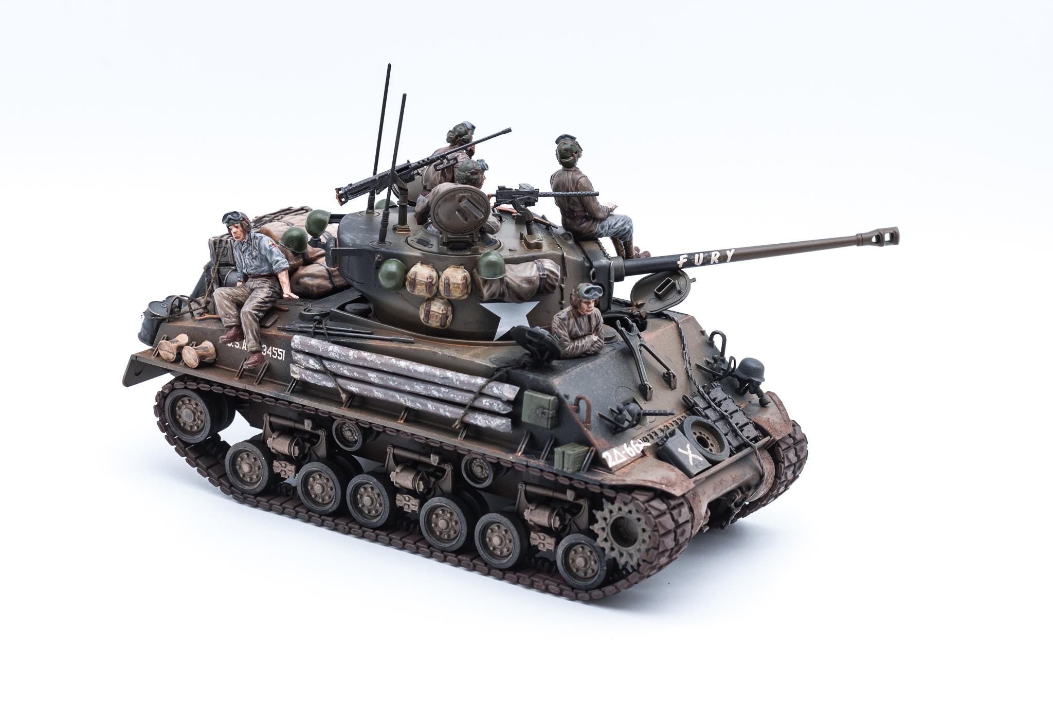 M4A3E8（イージーエイト）シャーマン戦車、フューリー戦車