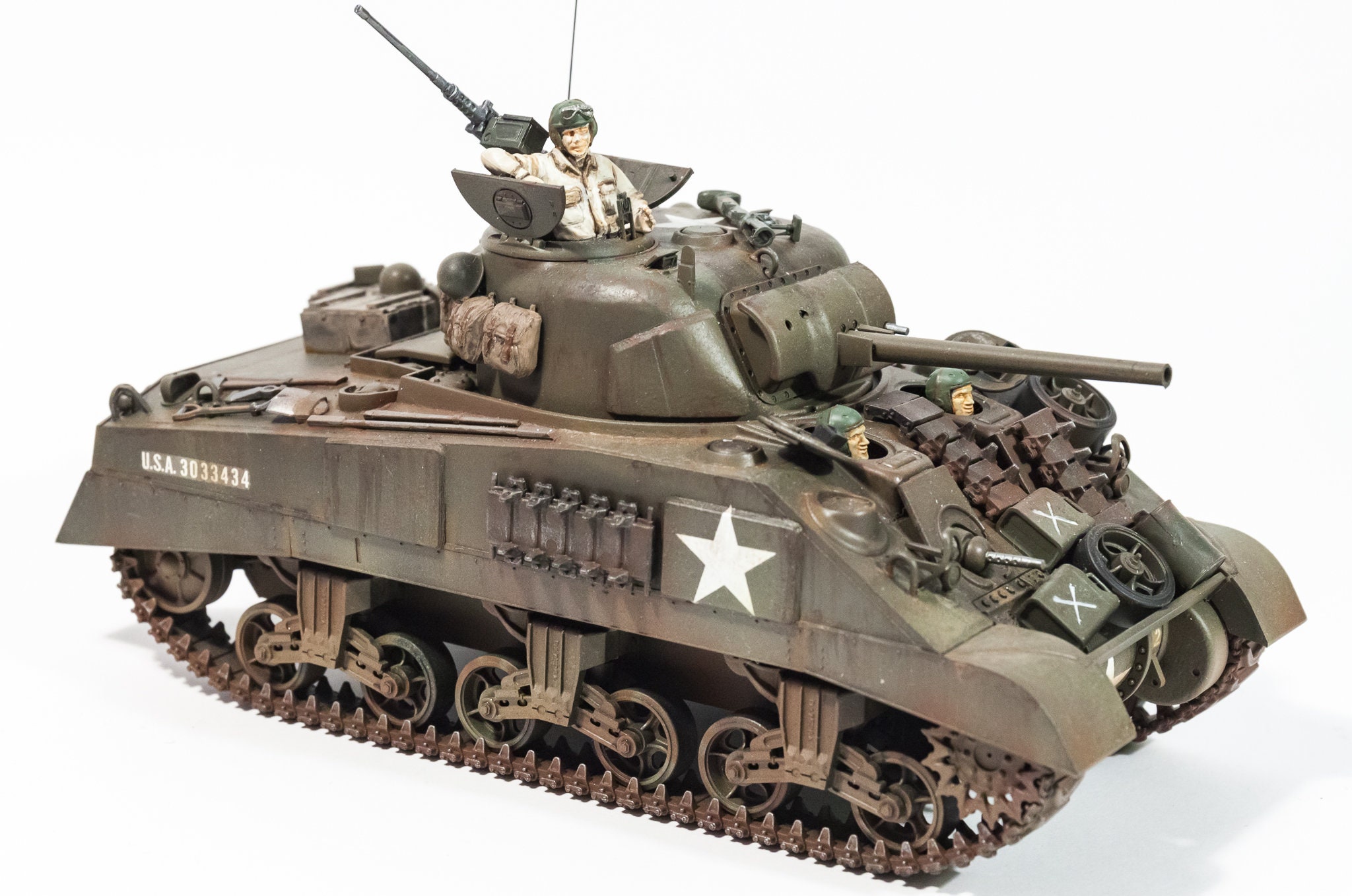 M4シャーマン戦車(初期生産型)タミヤ1/35スケールモデル M4シャーマン戦車(初期生産型)タミヤ1/35スケールモデル