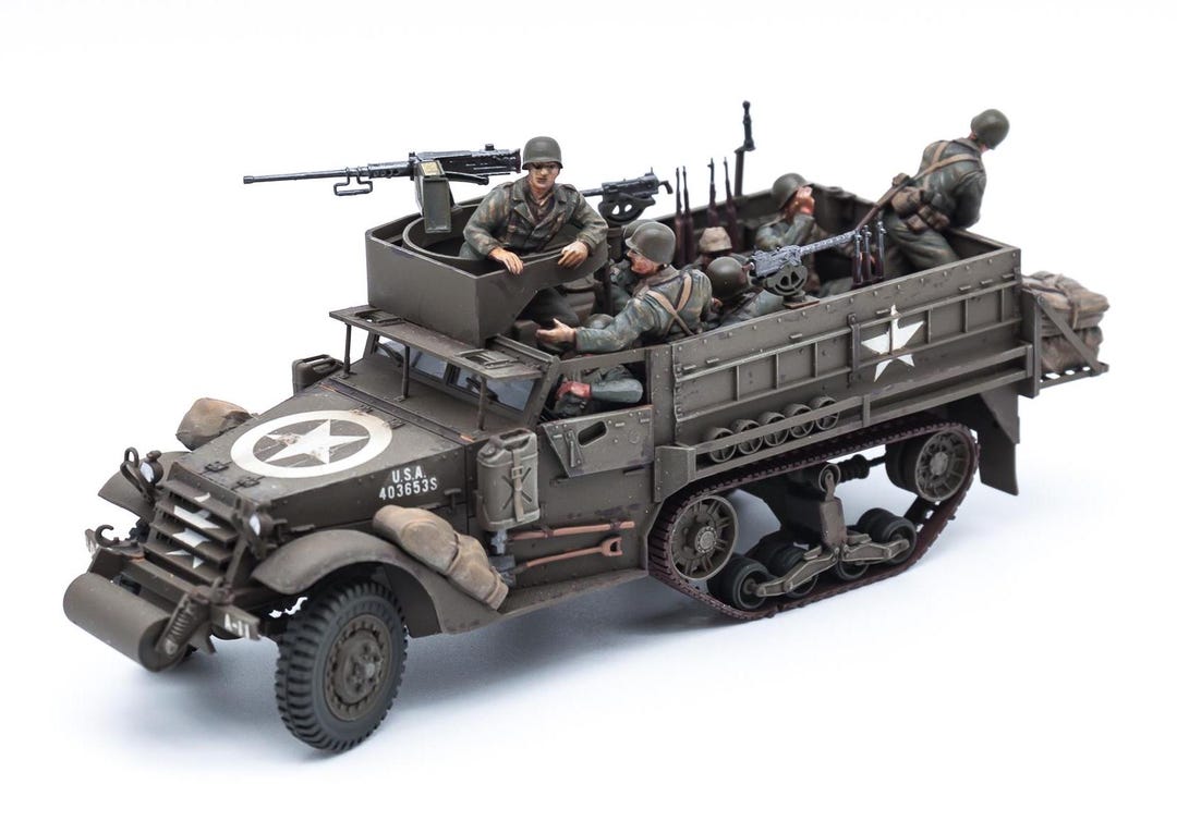 予約受付中：アメリカ軍 M3A2 装甲兵員輸送車 ハーフトラック 1/35