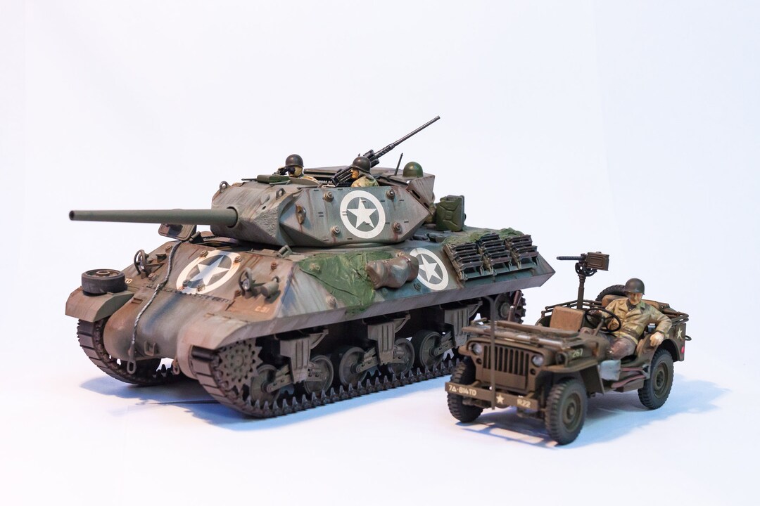 PRE-ORDER: American M10 Tank Destroyer and Scout Jeep PRE-ORDER: American M10 Tank Destroyer and Scout Jeep