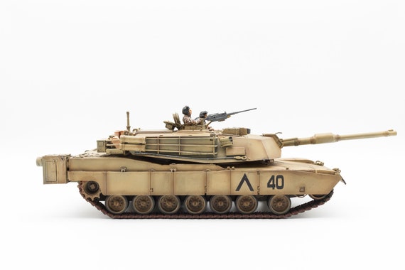 タミヤ Tamiya U.S. M1A1 Abrams 120mm Gun 新品 American M1A1 Abrams 120mm Gun Main Battle Tank 1/35 Tamiya Scale