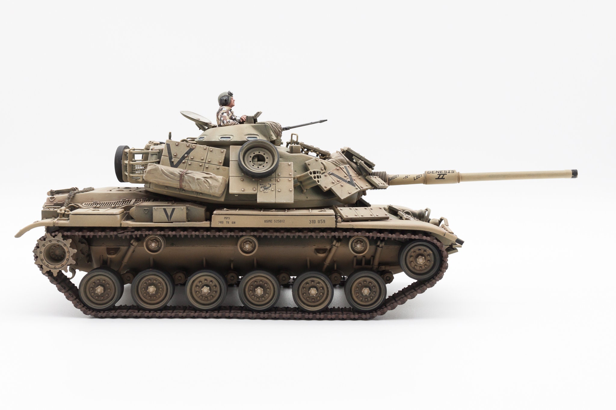 File:Gun 1, Battery A, 2-142nd Field Artillery, Operation