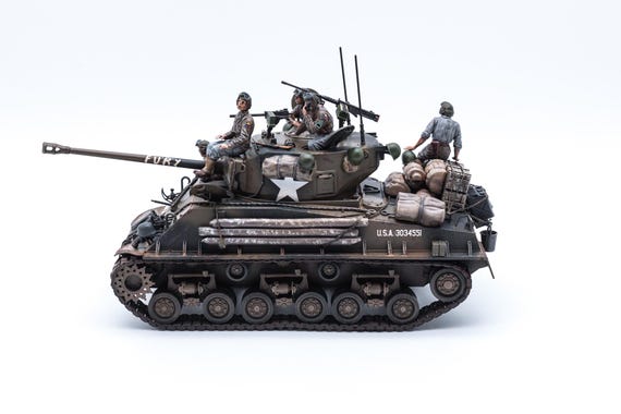 ヘンリー：M4A3E8（イージーエイト）シャーマン戦車、フューリー戦車