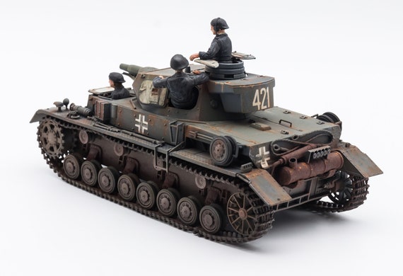 IV号戦車D型、第二次世界大戦時のドイツ戦車、1/35プロ塗装済みタミヤ
