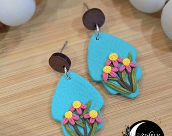 Floral Earrings, Easter Flower Earrings, Lightweight Earrings, Polymer Clay Earrings, Clay Earrings, Spring Earrings, Custom Earrings, Gifts
