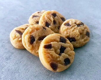 Mini Chocolate Chip Cookie Wax Melts | Cookies | Cookie Bites | Fake Food Wax Melts | Bakery Themed Wax Melts | Realistic Food Wax Melts