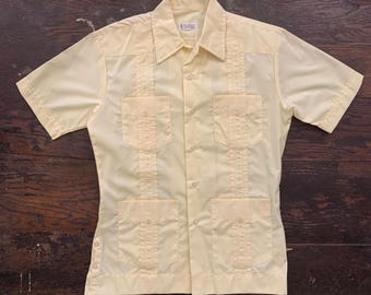 1960s Yellow Guayabera Cuban Style Shirt Medium