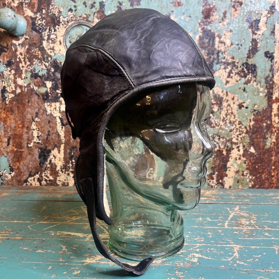 Vintage Black Leather Sherpa Lined Flight Cap View 3
