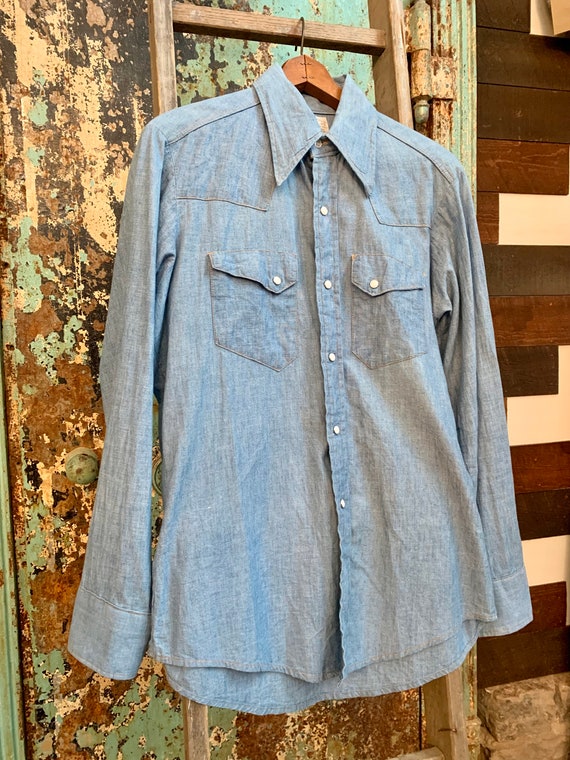 Vintage 1950s 1960s Chambray Pearl Snap Western Sh