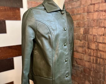 Vintage 1960s 1970s Women’s Green Leather Jacket Medium