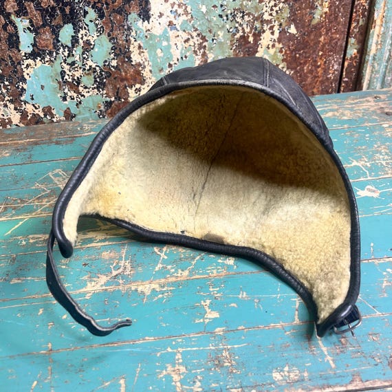 Vintage Black Leather Sherpa Lined Flight Cap View 6