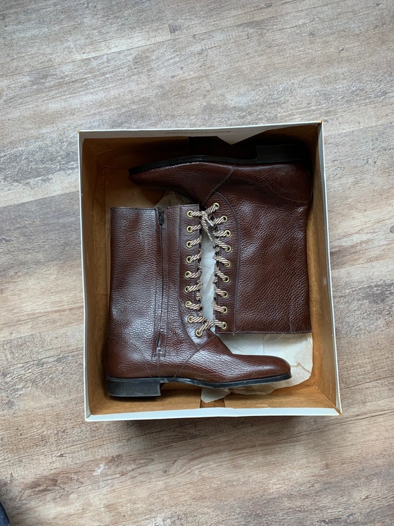 Vintage NOS Women’s Thom McAn Boots