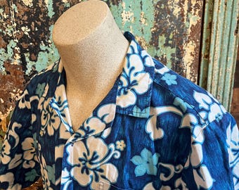 Vintage 1950s Penney's Towncraft Rayon Button Front Shirt Medium