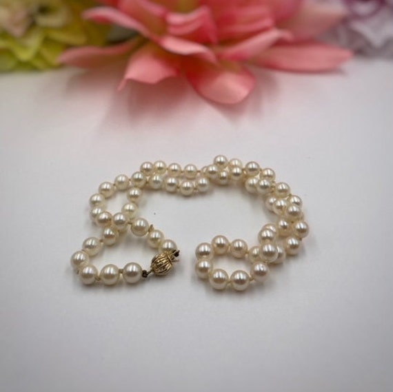 Elegant Creamy White Pearl Necklace (18 Inches Lo… - image 3