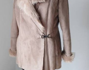 アン・ジュール・アイユル マントコート