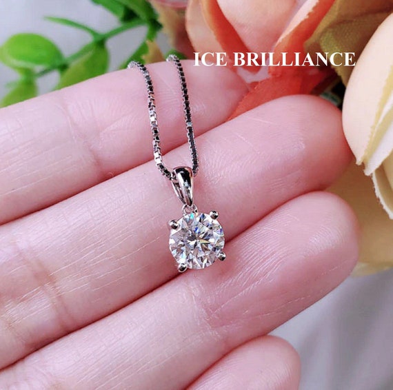 Certified 1 Carat Round Brilliant VVS Moissanite Diamond Solitaire Necklace Sterling Silver Solitaire Diamond Necklace Moissanite Necklace Etsy