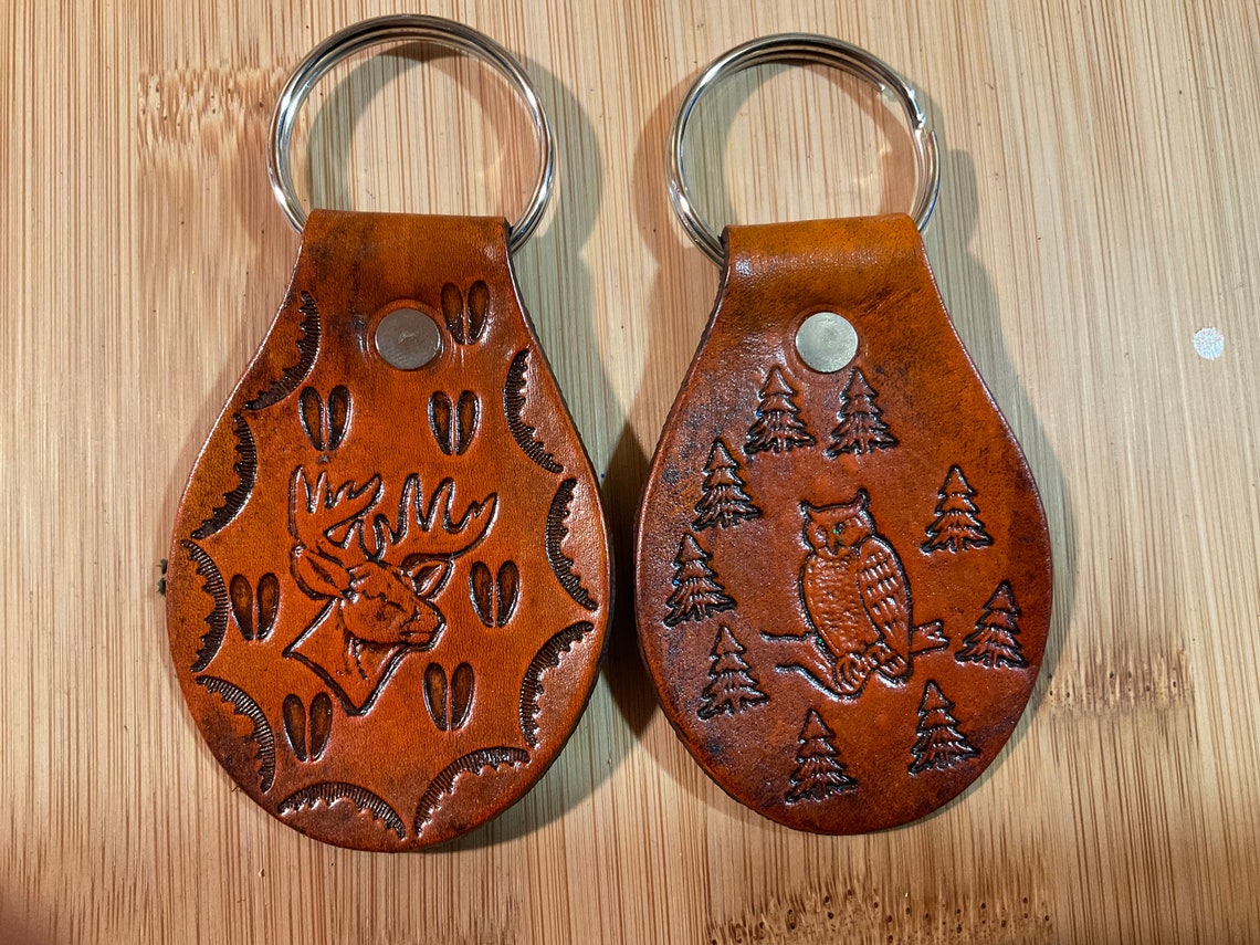 American Wildlife Keychain. 14 Different Animals. - Etsy