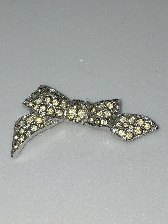 Vintage Silver-tone Pale Yellow Rhinestone Bow Bro