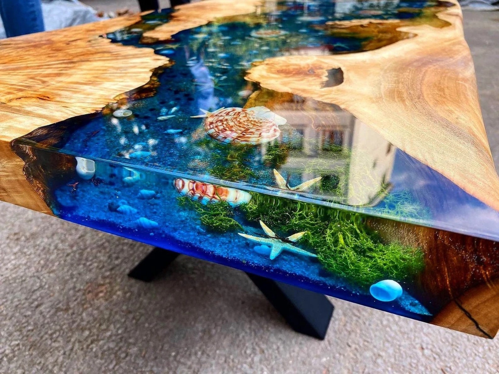 Q Good place to buy epoxy resin dining table? r/bayarea