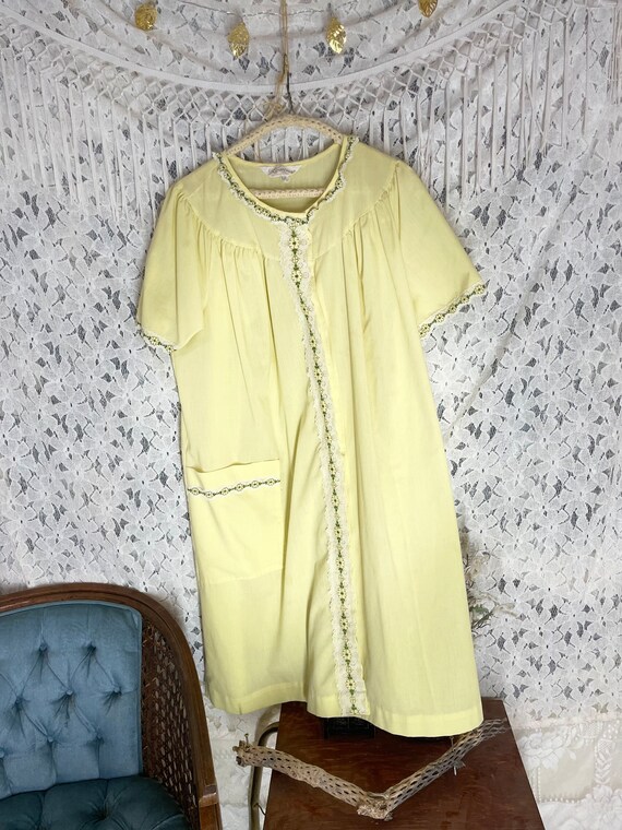 Yellow 70s Nightgown Size Small - Medium