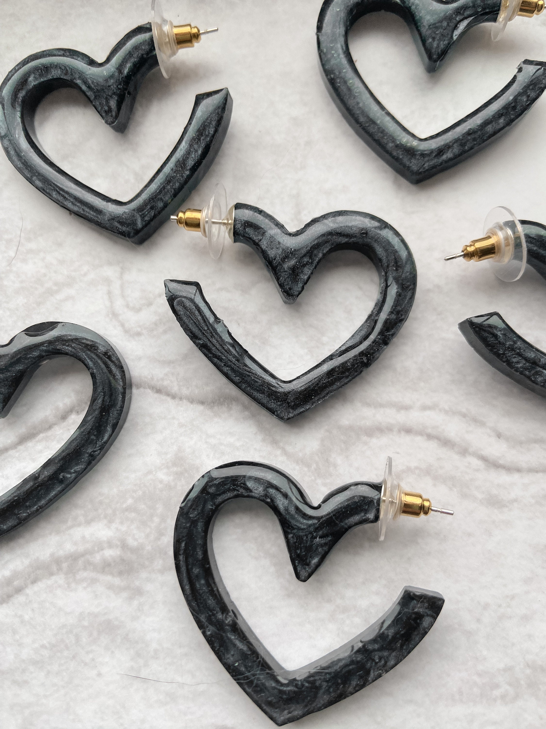 Black heart hoop earrings deals