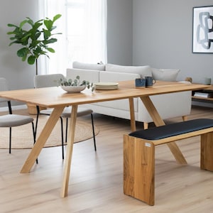 FerroLignum dining table, Swiss edge, oak, oak legs