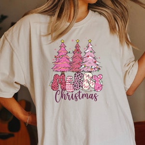 Comfort Colors Christmas  Tshirt, Women's Comfort Colors Christmas Tree Shirt, Merry Christmas Tee, Holiday Gift for Women