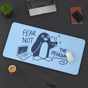 Tapete de mesa Fear Not The Penguin Engraçado Linux Open Source Hacker