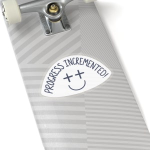 Progreso incrementado pegatina de codificación divertida, pequeño regalo para programador desarrollador de software ingeniero diseñador web, pegatina de vinilo tecnológico para computadora portátil imagen 9