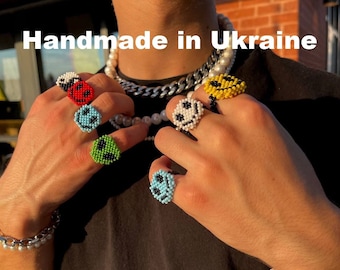 Bague visage souriant faite main en Ukraine, jolie bague perlée unique unisexe | Cadeau pour petite amie | Cadeau pour petit ami | Cadeau pour un être cher