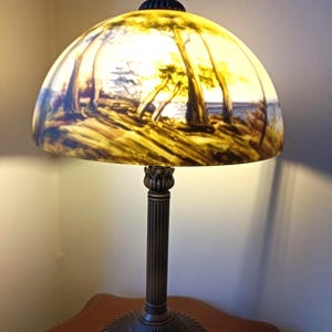 Vintage Jefferson Style Landscape Glass Shade Table Lamp – Sunset Tree Scene