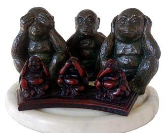 Conjunto de 2 esculturas vintage "No Evil" de Buda Risonho e Macaco.