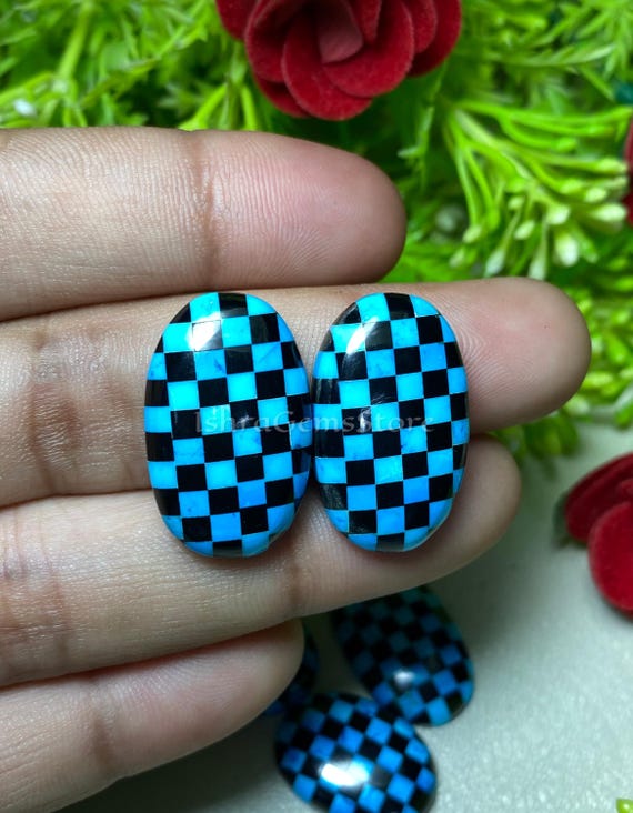 ジュエリー製作に最適な、見事なターコイズとブラックオニキスの