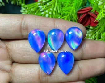 Taille du cabochon opale aurore bleue en forme de poire - 10x14 à 20x30 mm. Doublet Aurora Opal pour la fabrication de bijoux, pierres précieuses en vrac polies à la main.