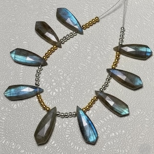 Blue Flash Labradorit Edelstein Perlen - facettiert Fancy Cut, 9 Stück (7 x 20 MM)