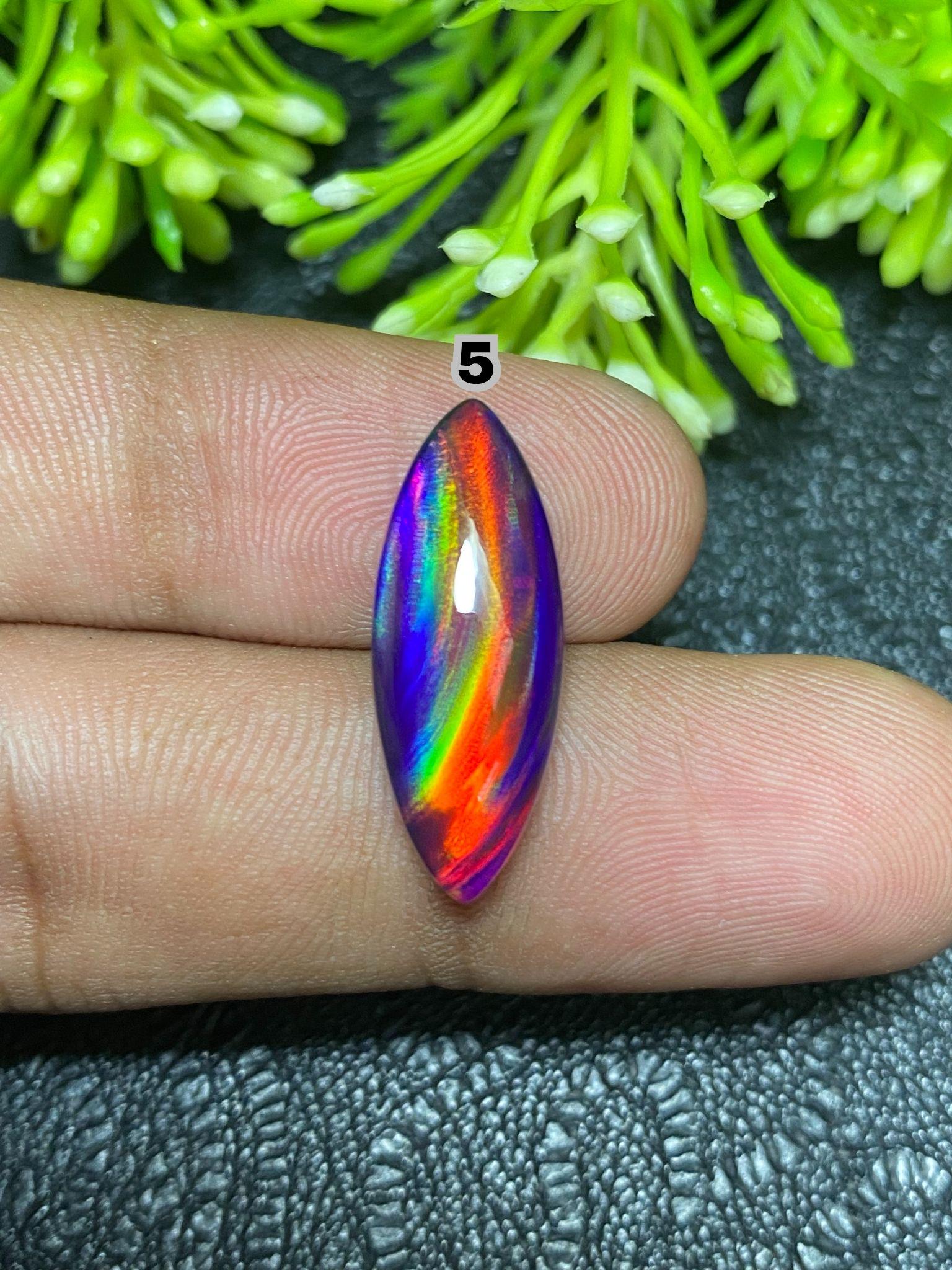 Opale de roche arc-en-ciel trapézoïde naturelle australienne 9,30 ct En