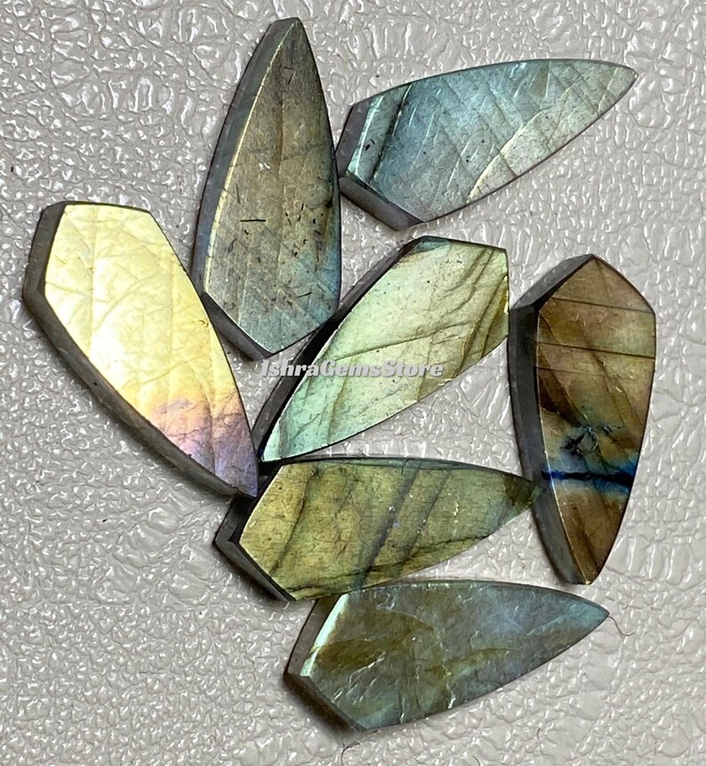 Vibrant Labradorite Gemstone in Kite Shape - Perfect for Jewellery Making - Various Sizes Available - 8x20 - 10x30 MM Double-Sided Flat