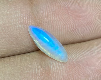 Wonderful Quality ~ Top Clean Blue Fire White Rainbow Moonstone Marquise Shape Cabochon - 5.50x15x4.50 MM.  At Low Price Loose Gemstone..