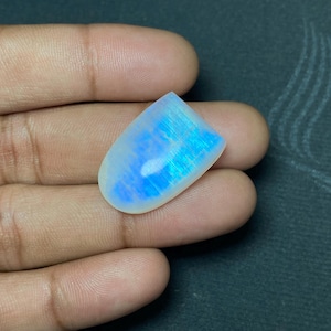 Very Cute ! Designer Blue Flashy Rainbow Moonstone Cabochon Smooth Polish Loose Gemstone. 17.50x25.50x7.50 MM. Fancy Shape For Jewelry..