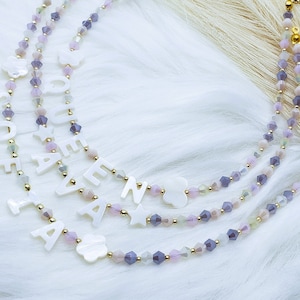 Collar personalizado con cuentas, collar con nombre de flor personalizado, collar con nombre de niño, collar con nombre de letra, regalo de Pascua para niñas pequeñas