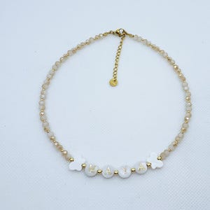 Collar con nombre de disfraz, collar con nombre y letra de nácar, collar con nombre personalizado, collares para niños hechos a mano, regalo para niños pequeños