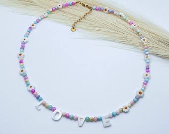 Flower Custom name necklace, mother of Pearl name necklace, beaded name necklace, gift for toddlers,  children’s birthday gifts